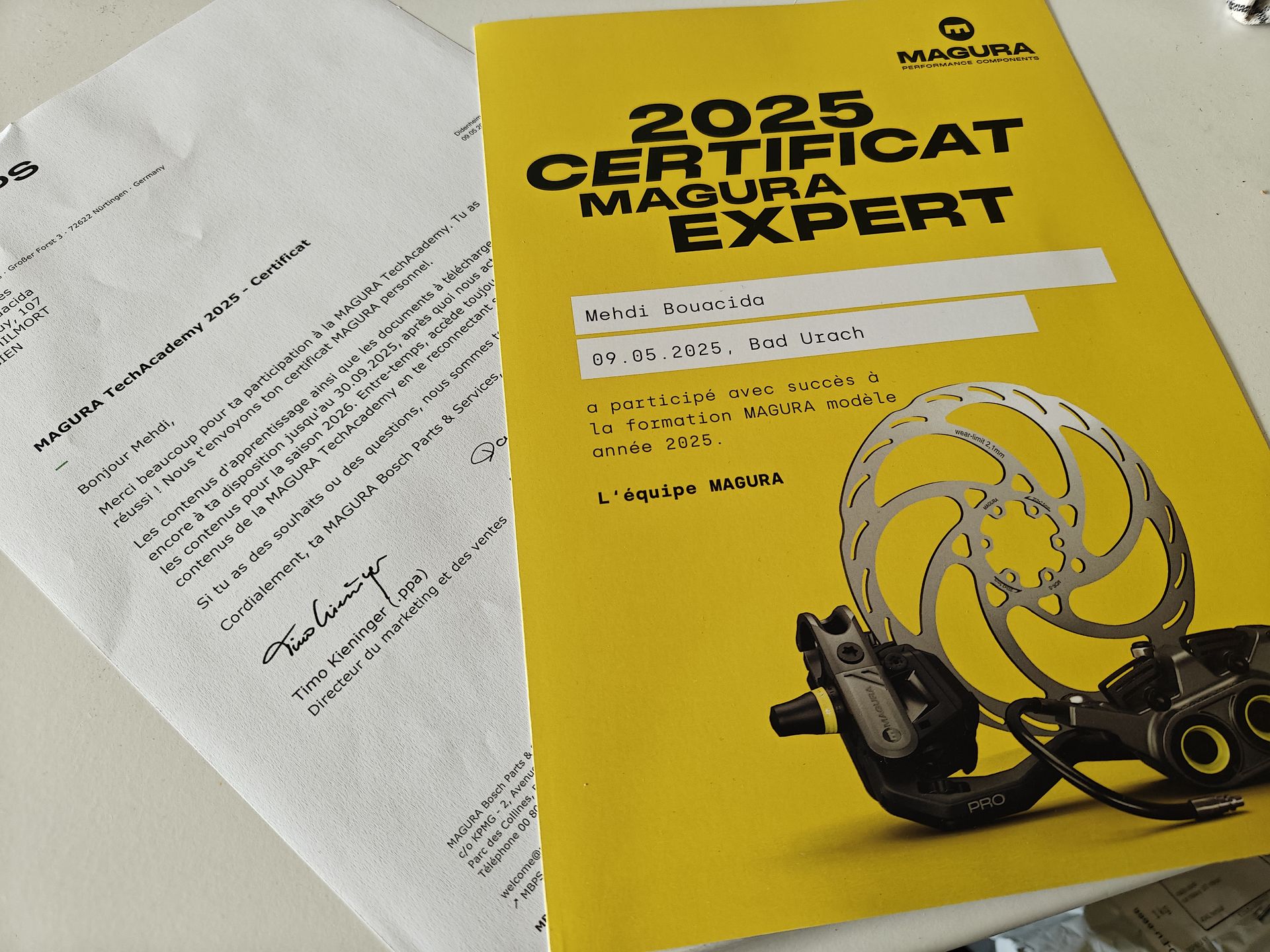 Certificat de l'academie magura qui est donné à Mehdi de Mes10 cycles