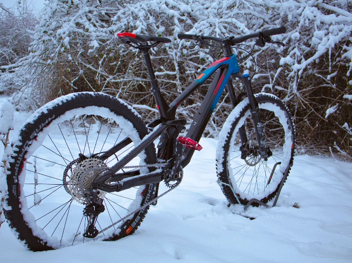 Vélo Conway VTT suspendu disponible à la vente et location